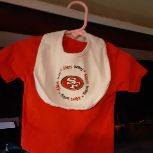 49ers infant Shirt and bib - Picture 2 of 2